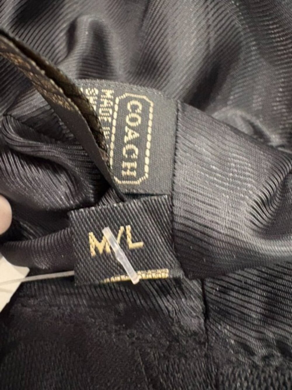 Coach Vintage Sig Crusher Bucket Hat in Black, Size M/L - Picture 8 of 11